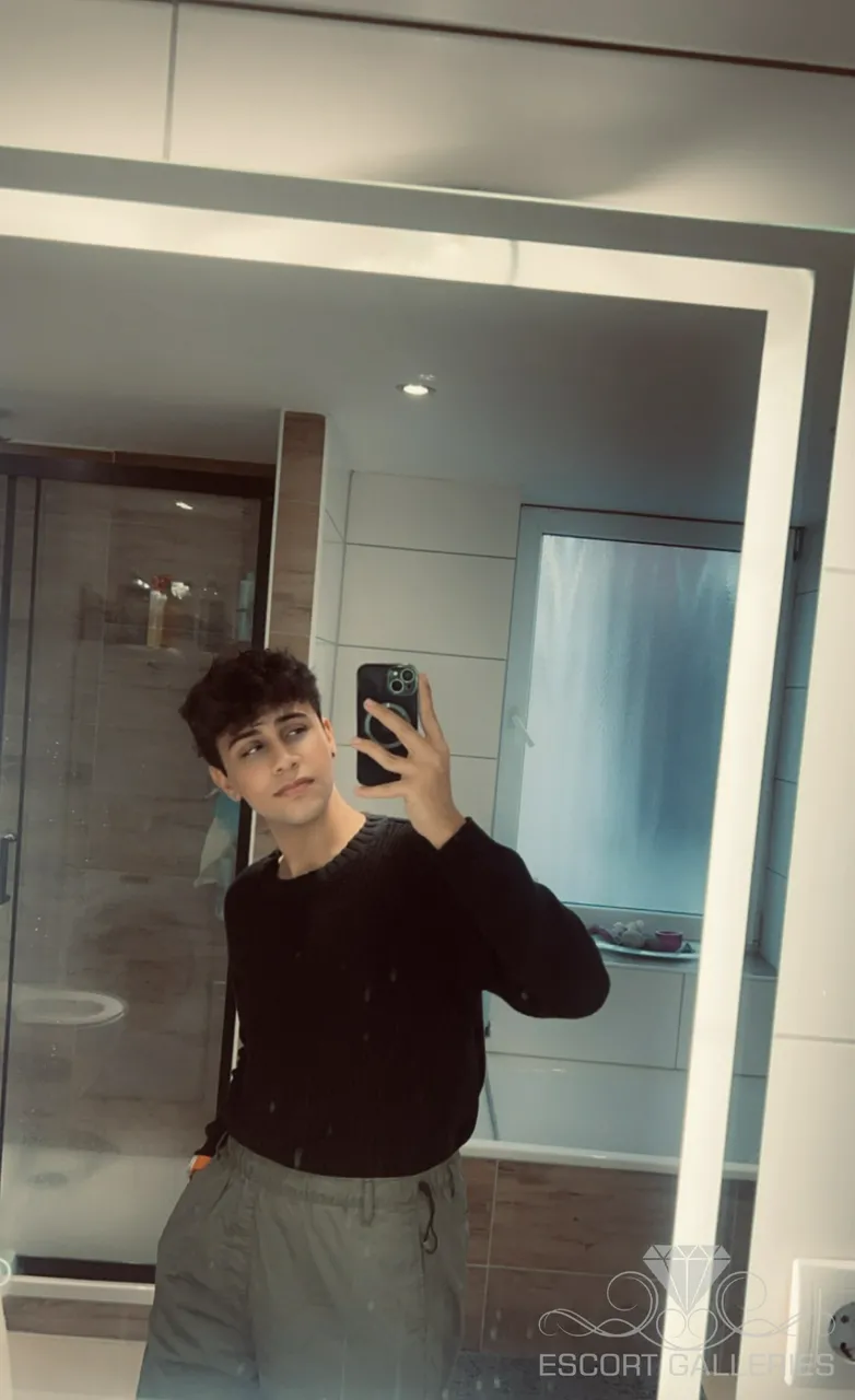 Escorts Berlin, Germany Rakan