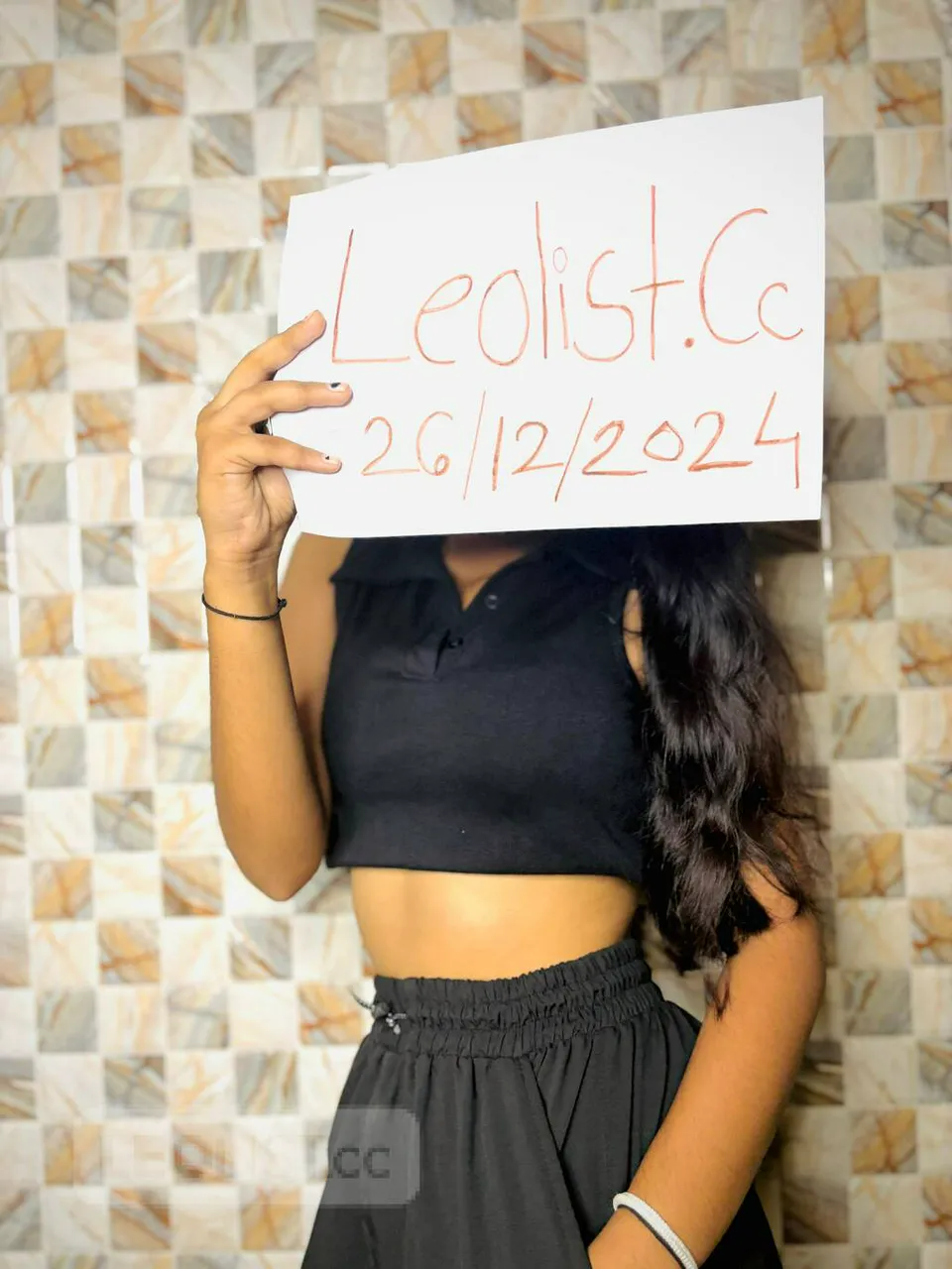 Escorts Kitchener, Ontario New Indian Girl Student Available for Full Service