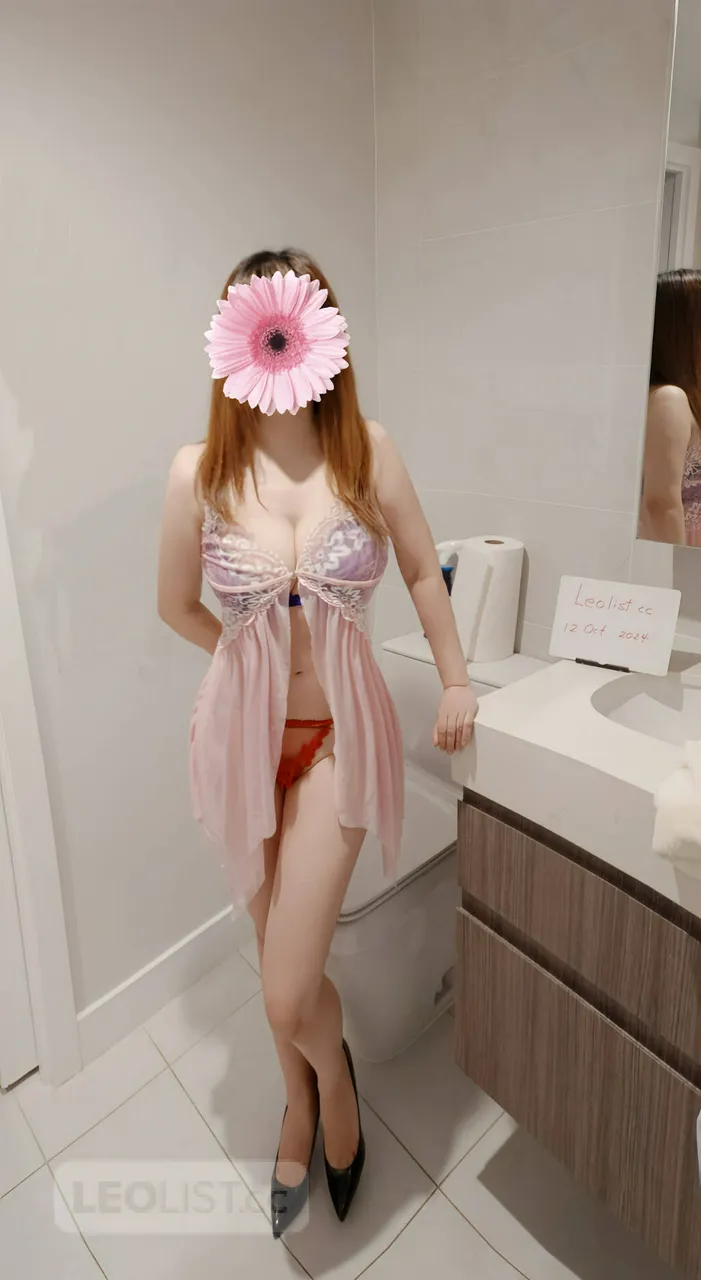 Escorts Burnaby, British Columbia Best Hot Body Massage Full Service In Vancouver !! Olivia