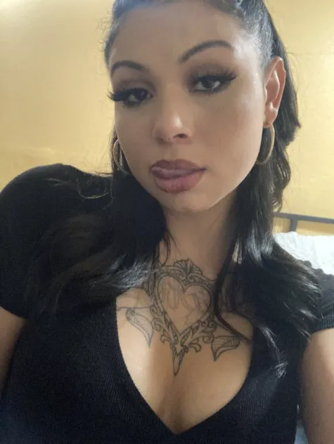 Escorts Dallas, Texas Up close and personal 😻