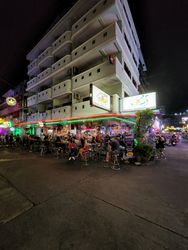 Beer Bar Pattaya, Thailand Billabong Bar