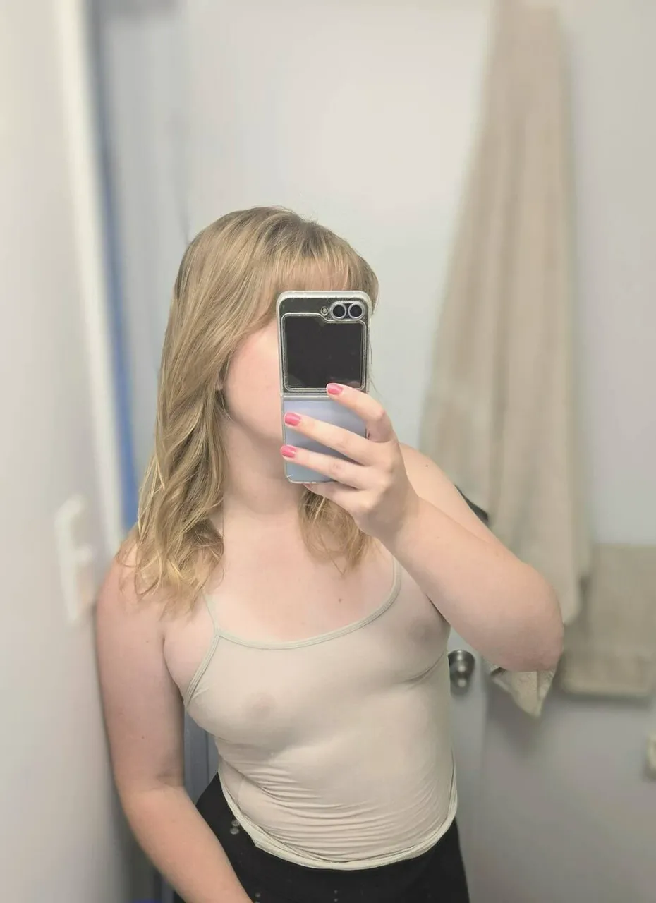 Escorts Niagara Falls, Ontario Daisy Whyte