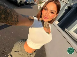 Escorts Cork, Ireland Sensual Lara