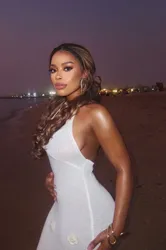 Escorts Dubai, United Arab Emirates Tisha