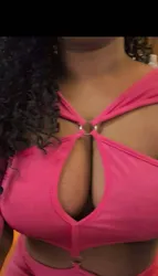 Escorts Guelph, Ontario Priya Indian beauty