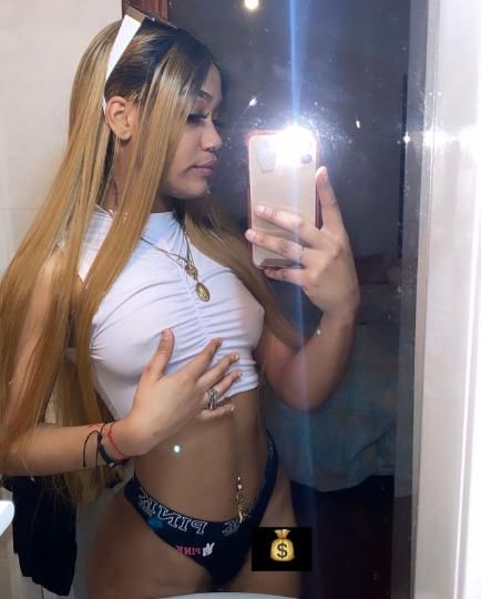 Escorts Queens, New York HELLO LOVE IM AVAILABLE 💦🍑💦🍑