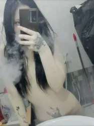 Escorts Bahrain Babie​ Small​ Girl