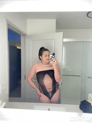 Escorts Denver, Colorado Madison