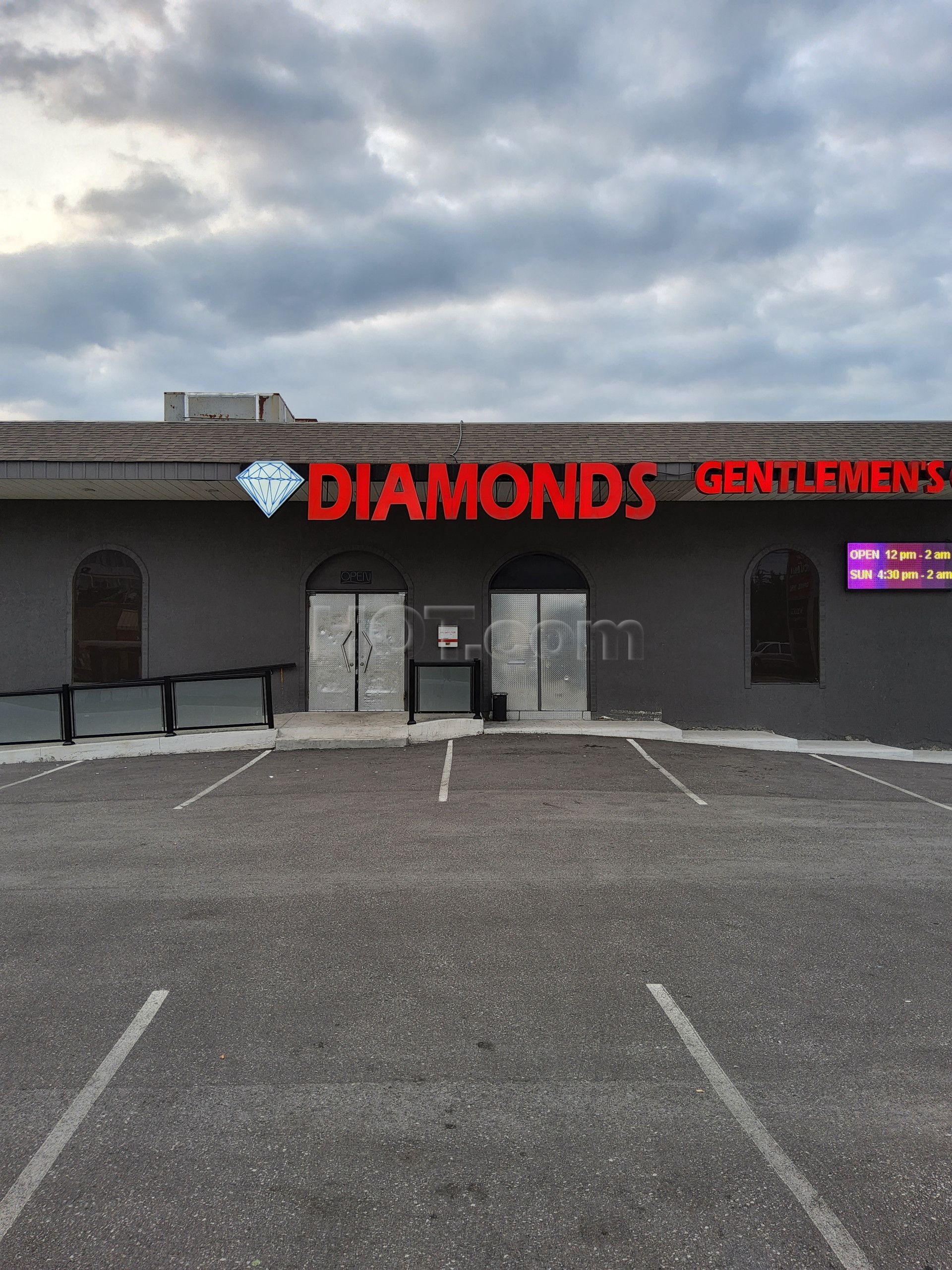 Mississauga, Ontario Diamonds Gentlemen's Club