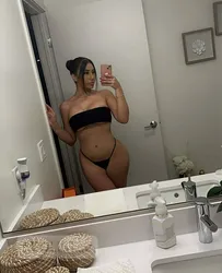 Escorts Montreal, Quebec ♡ 𝓨𝓸𝓾𝓻 𝓝𝓮𝔀 𝓕𝓪𝓿𝓸𝓻𝓲𝓽𝓮 𝓟𝓵𝓪𝔂𝓶𝓪𝓽𝓮 ♡ 𝒫𝒶𝓇𝓉𝓎 𝒢𝒾𝓇𝓁 𝒪𝓊𝓉𝒸𝒶𝓁𝓁