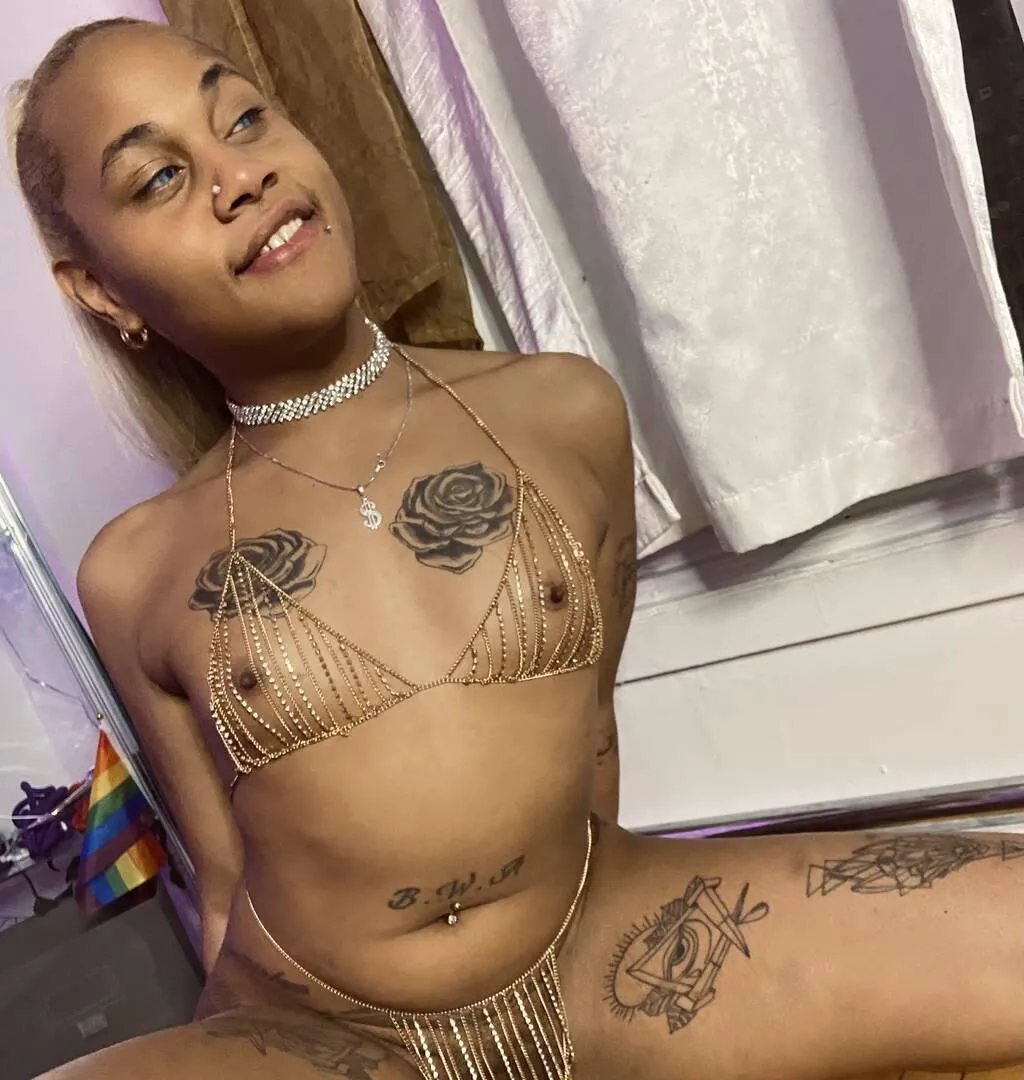 Escorts Scarborough, Ontario Henny