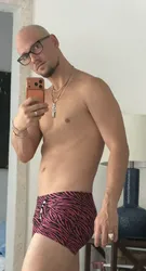 Escorts Tulum, Mexico Nakedyogiguy