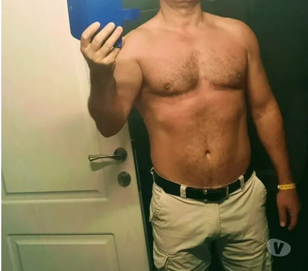 Escorts Birmingham, England Man looking for discreet fun with couples and females
