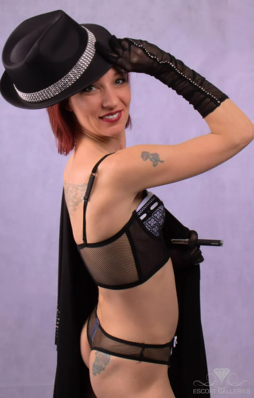 Escorts Koeln, Germany Mila Hoeff