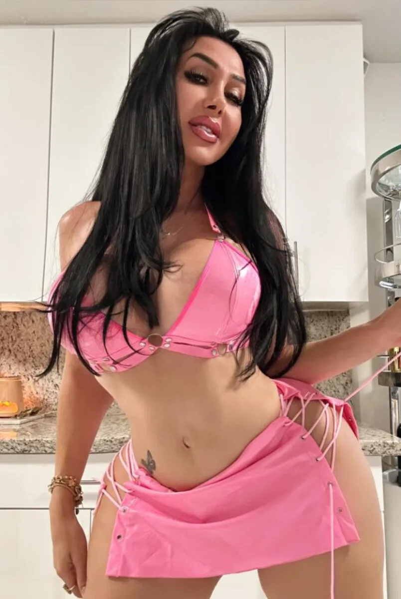 Escorts Grays, England null