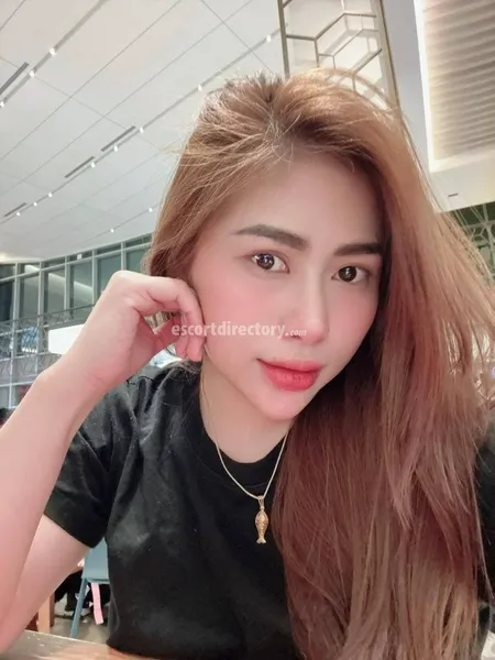 Escorts Abu Dhabi, United Arab Emirates Mina