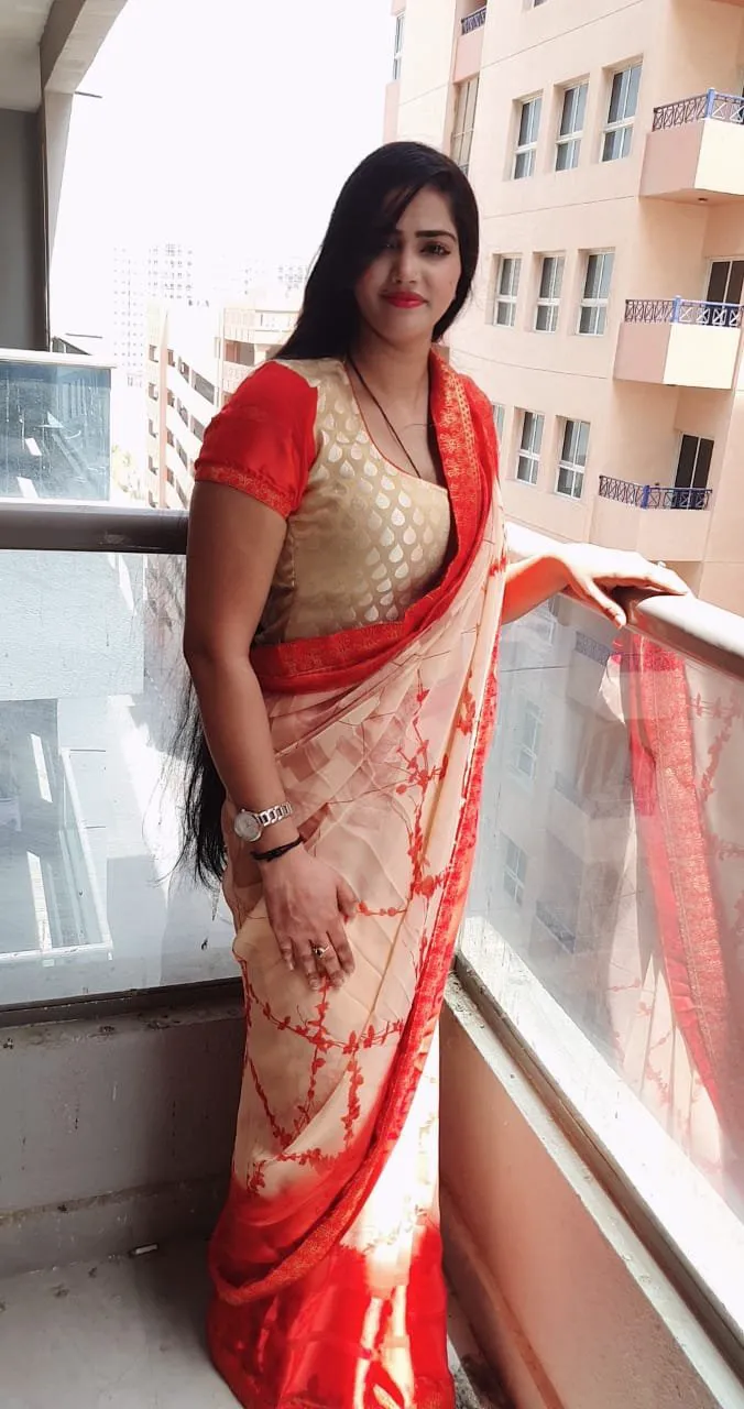 Escorts Bahrain Nandini Sexy Girl