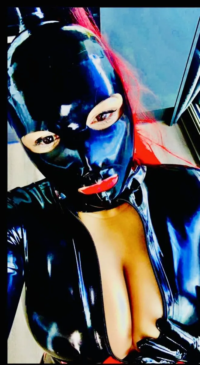 Escorts Middlesbrough, England Dominatrix Meduza