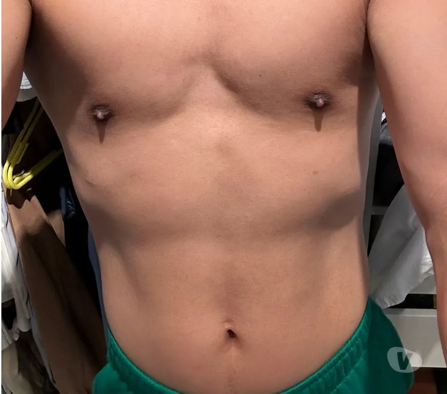 Escorts Edinburgh, Scotland Oriental Asian guy M4M bi and curious