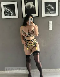 Escorts Lethbridge, Alberta Naughty girl is new in town to fufil your naughty dream