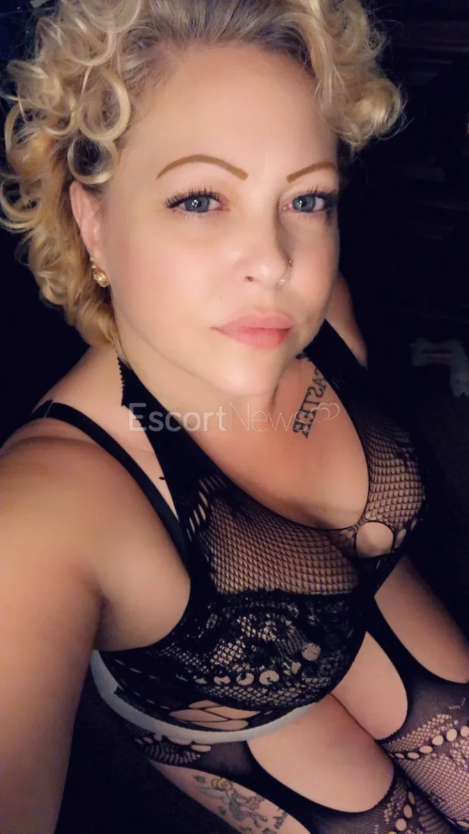 Escorts JulieJewelz