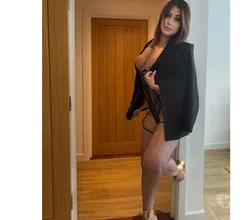 Escorts Woking, England Amanda hot Brazilian