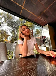 Escorts Hong Kong, Hong Kong Mona