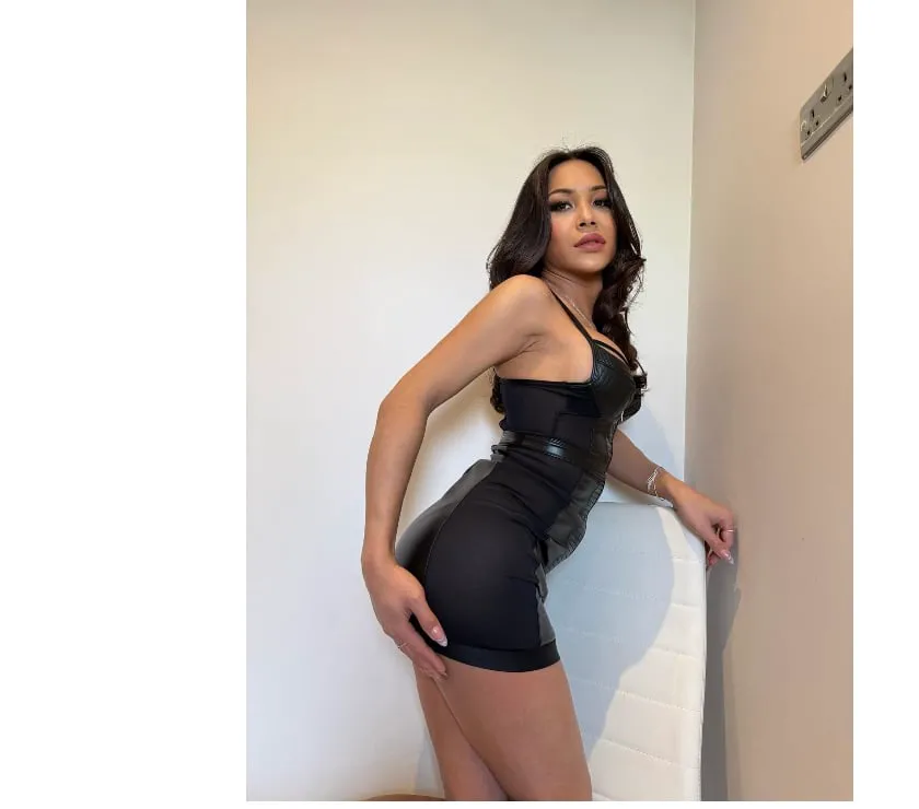 Escorts Middlesbrough, England Slim Busty Sensual Thai Ladyboy new in Middlesbrough
