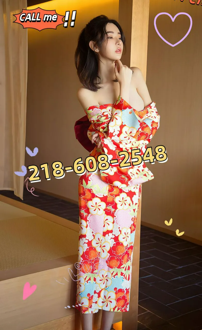 Escorts Schaumburg, Illinois Momo Real Boobs