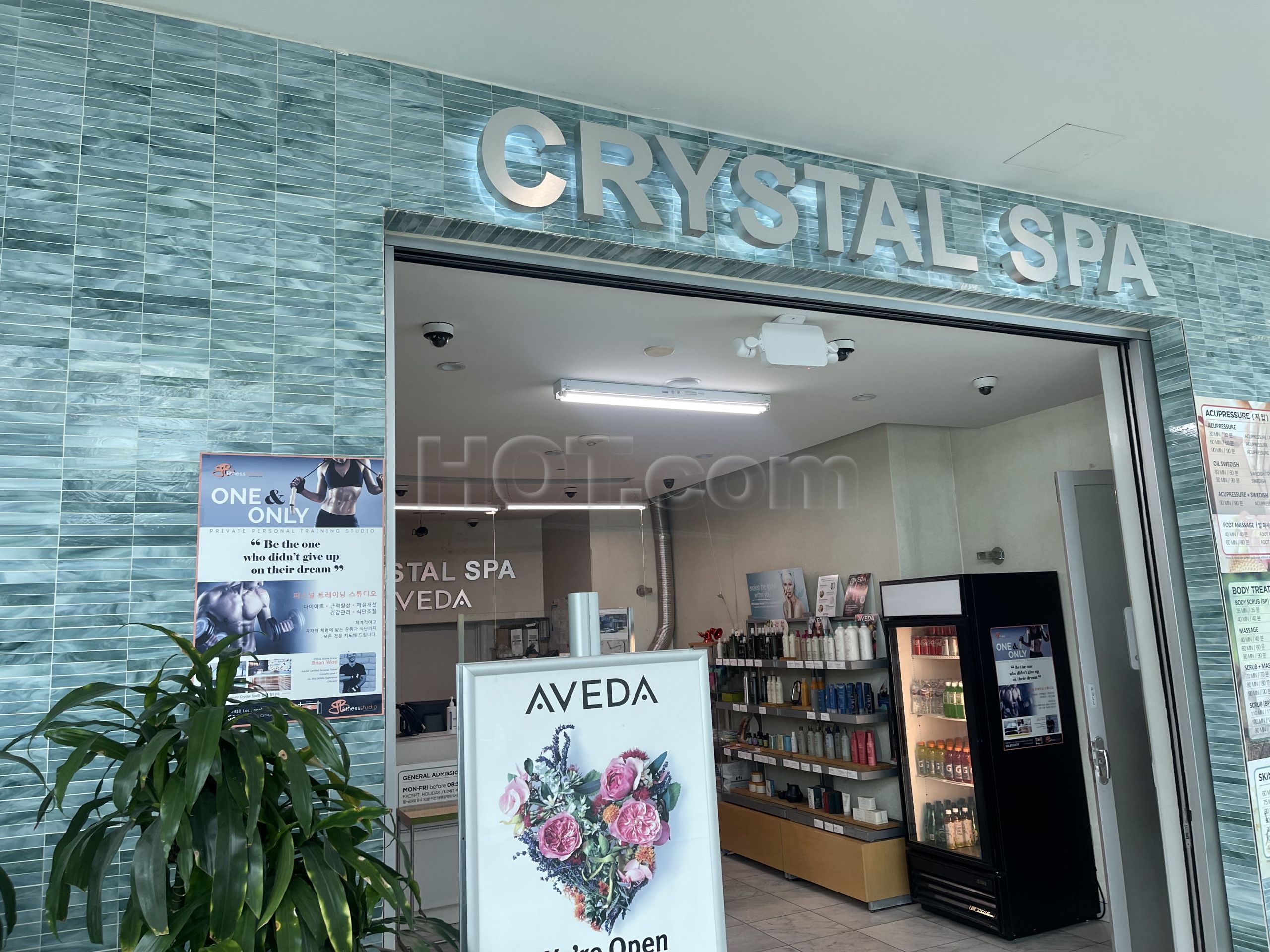 Los Angeles, California Crystal Spa