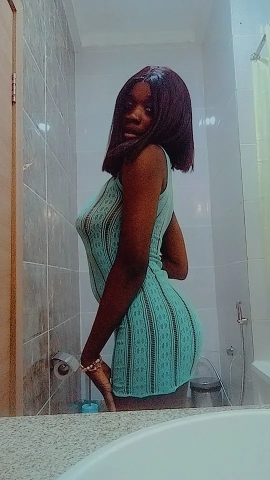 Escorts Ibadan, Nigeria Petite