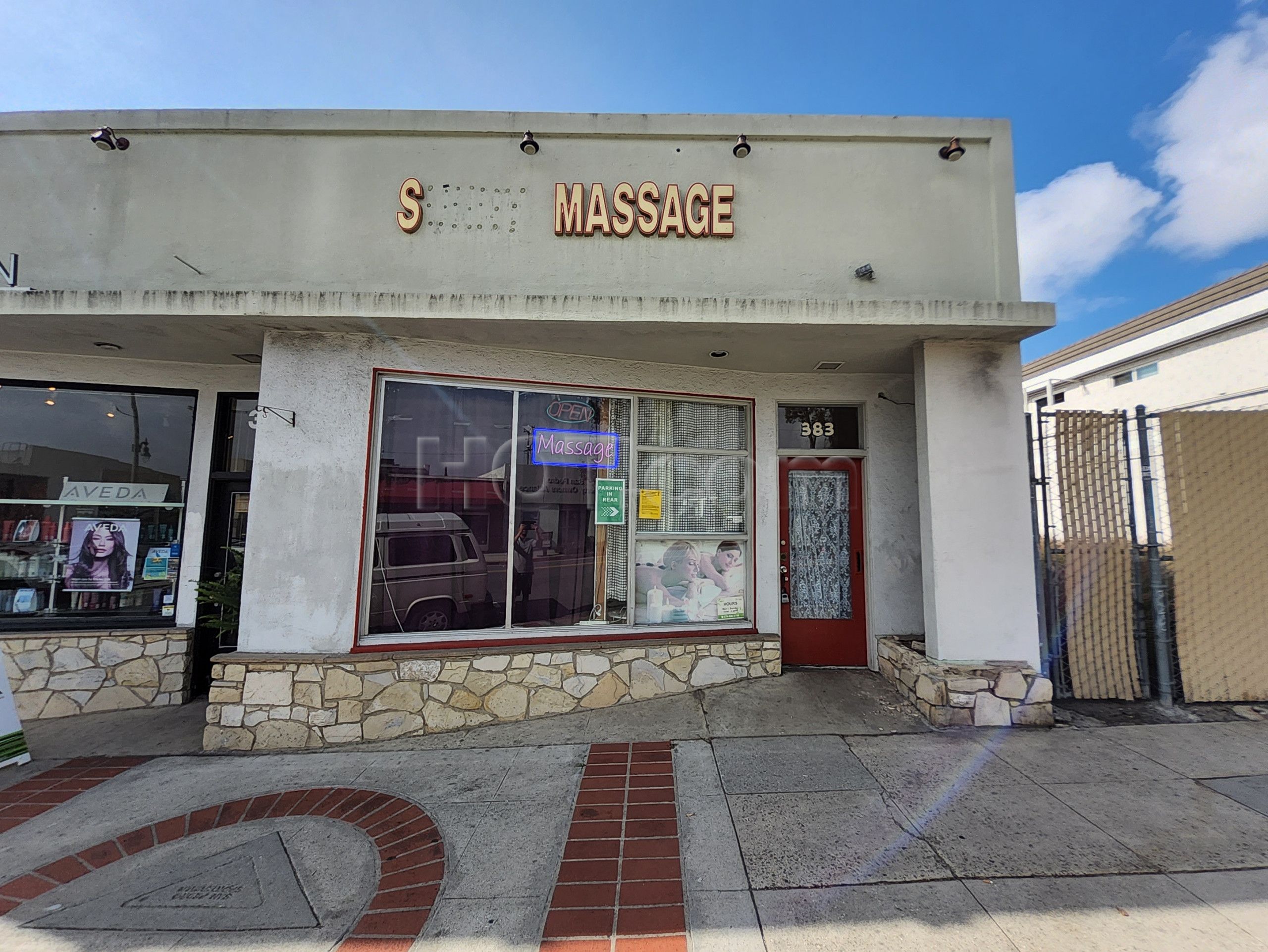 San Pedro, California S Massage