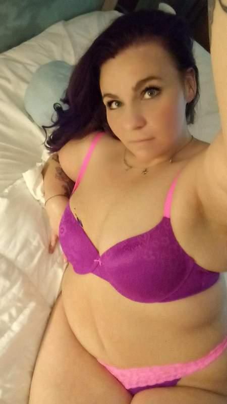 Escorts Des Moines, Iowa New in TOWN SENSUAL 🌞 Sunny Southside tonight