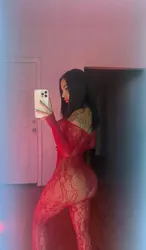 Escorts Medicine Hat, Alberta Bella