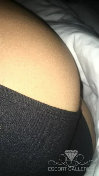 Escorts Paris, France null