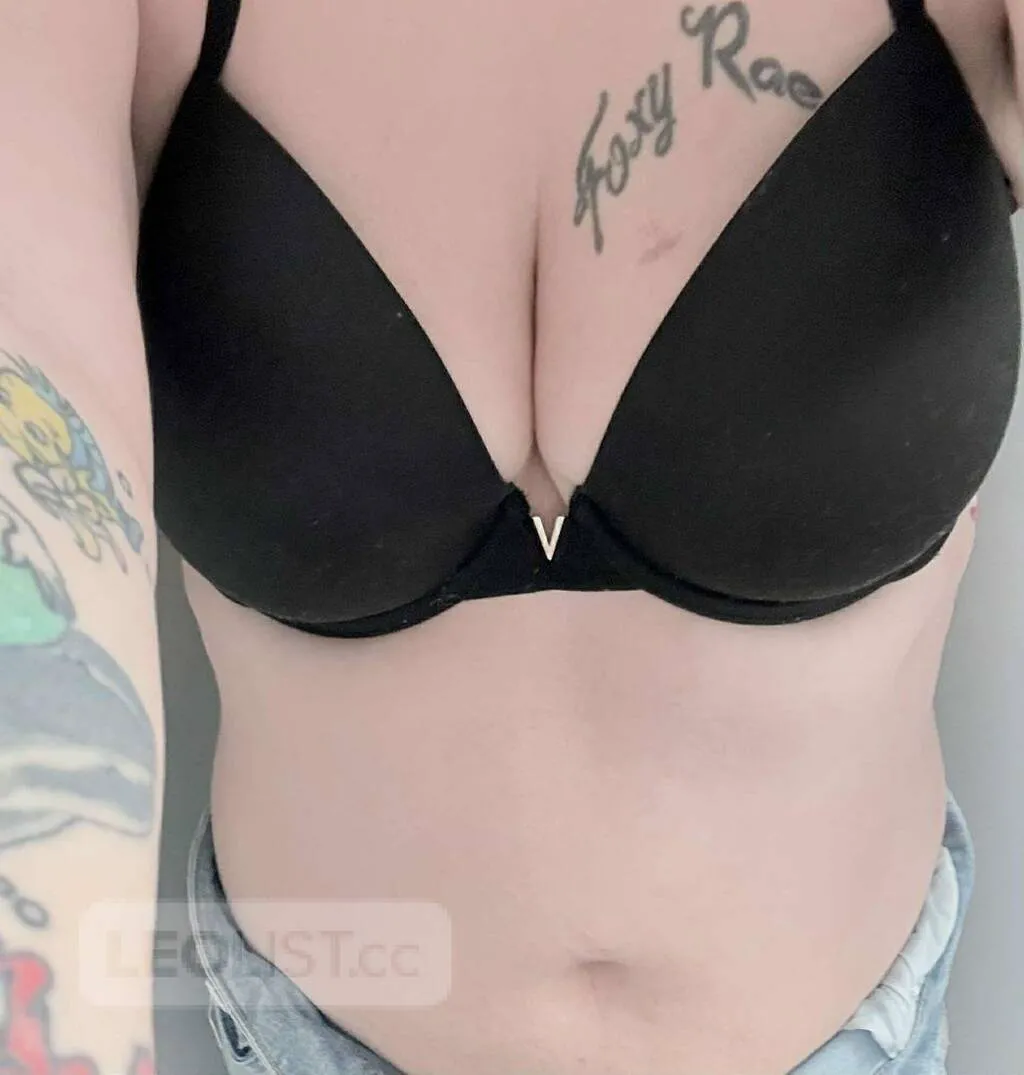 Escorts Red Deer, Alberta Foxy