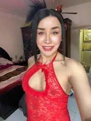 Escorts Dubai, United Arab Emirates Shemale Nicole BKK5.