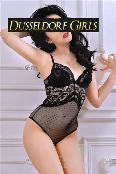 Escorts Dusseldorf, Germany Simone