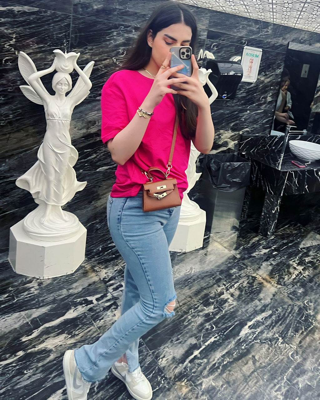 Escorts Riyadh, Saudi Arabia زين الهاجري xl 🦶🏻in Riyadh