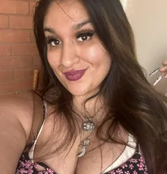 Escorts Brampton, Ontario sexy selina