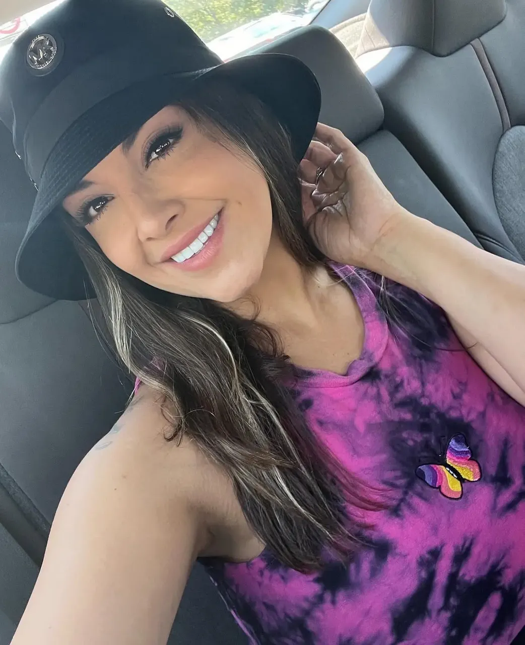 Escorts Brampton, Ontario Evelyn