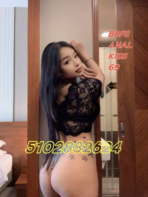 Escorts Van Nuys, California Brazilian White &Asian