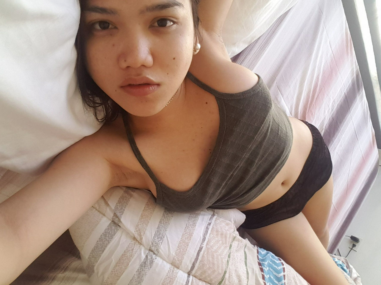 Escorts Manila, Philippines YoungShemale TopBottom Cums Alot