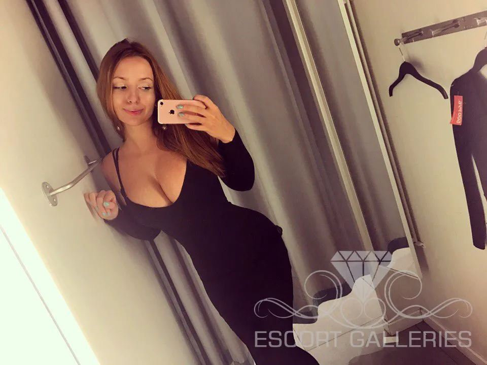Escorts Kyiv, Ukraine Hot Lola