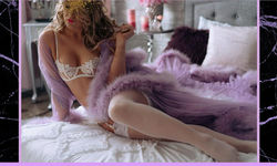 Escorts Vancouver, British Columbia ?GORGEOUS NEW PHOTOS! ?Enchanting & Vibrant Playful Muse – Sweet, Nerdy Blonde ?