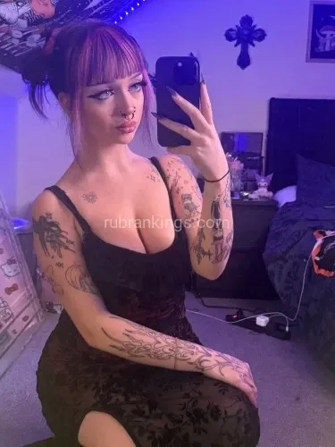 Escorts Newark, New Jersey Pink-Haired Cutie • 24/7 GFE • Inked & Playful