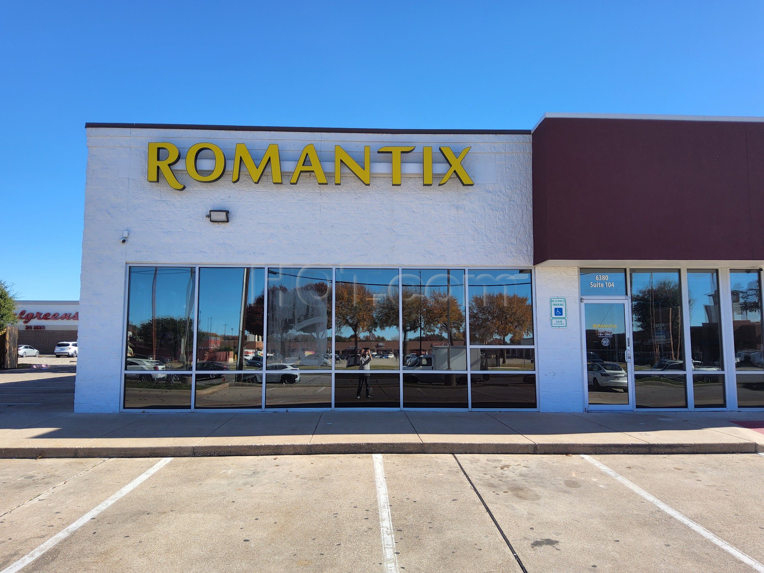 Haltom City, Texas Romantix