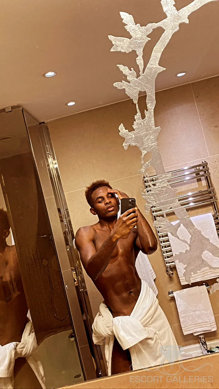 Escorts Doha, Qatar T02023