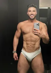 Escorts San Diego, California FarityRami