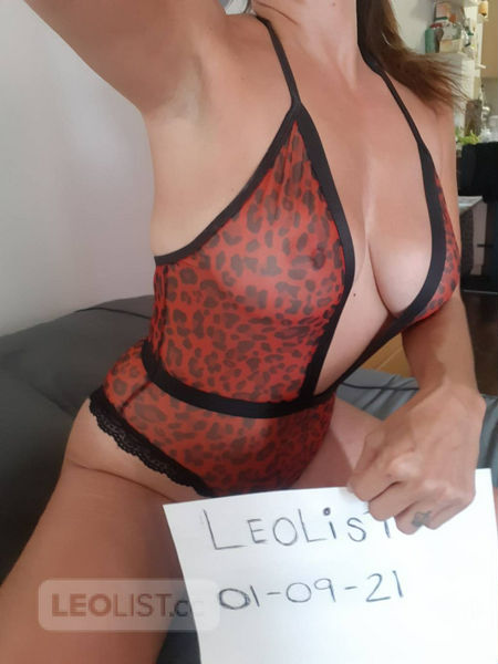 Escorts Ottawa, Ontario Mtl FULL GFE 36D natural with very good reviews on Lyla !!!